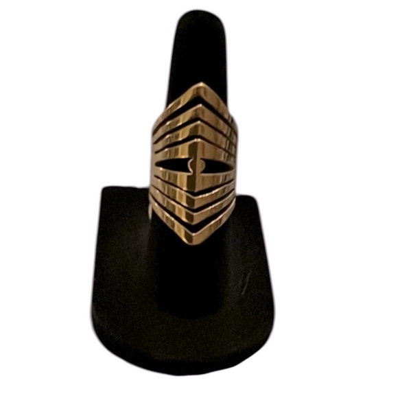 Geometric Ring -Stainless - Picture 1 of 1